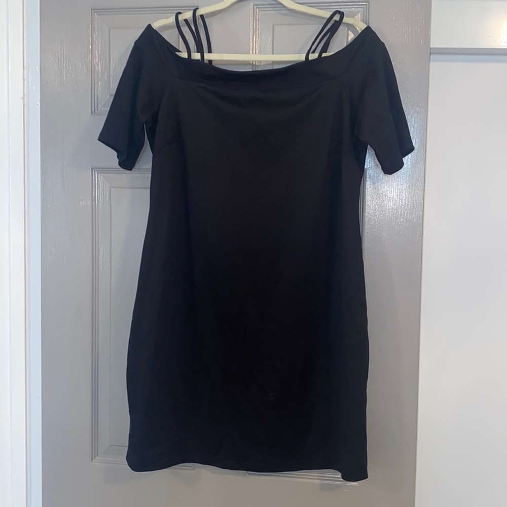 H&M off shoulder black dress XL